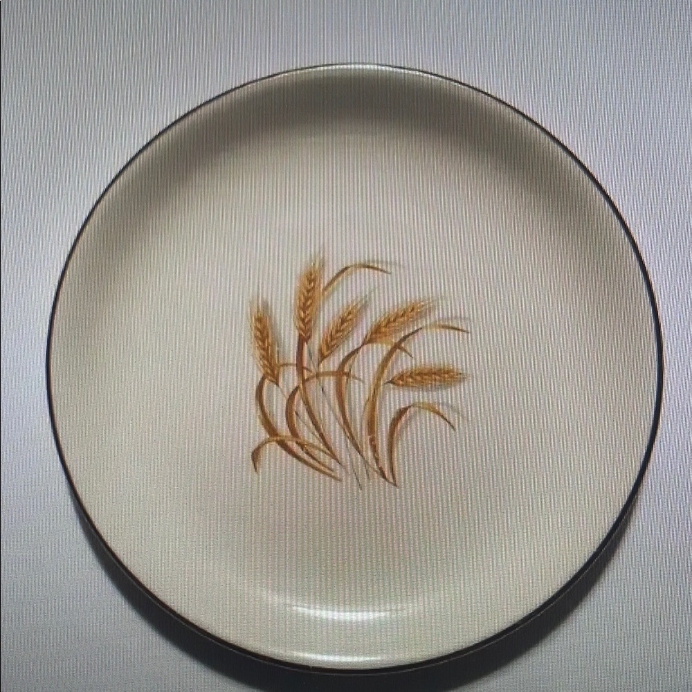 Elegant Wheat Design Dinner Plate